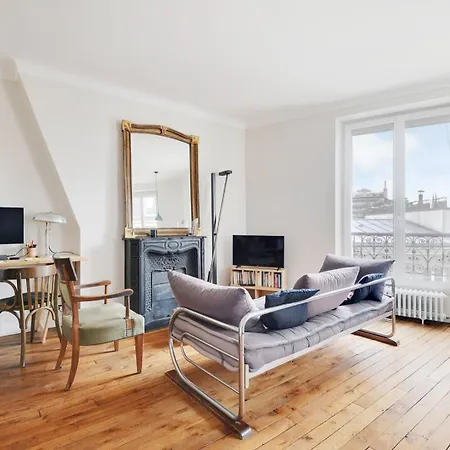 아파트 Guestready - Parisian Elegance In The 19th Arr.